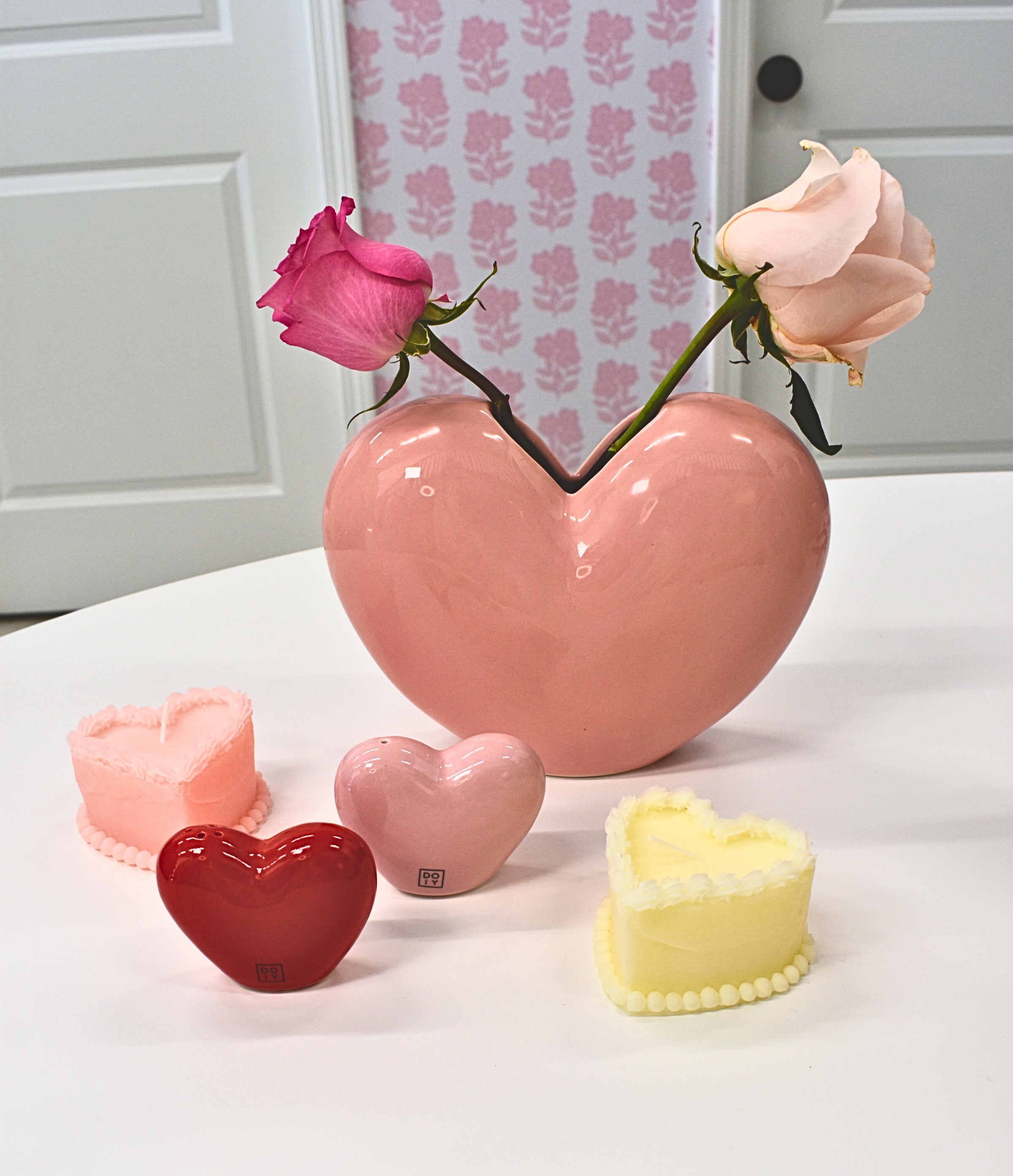 Love Heart Vase- Pink