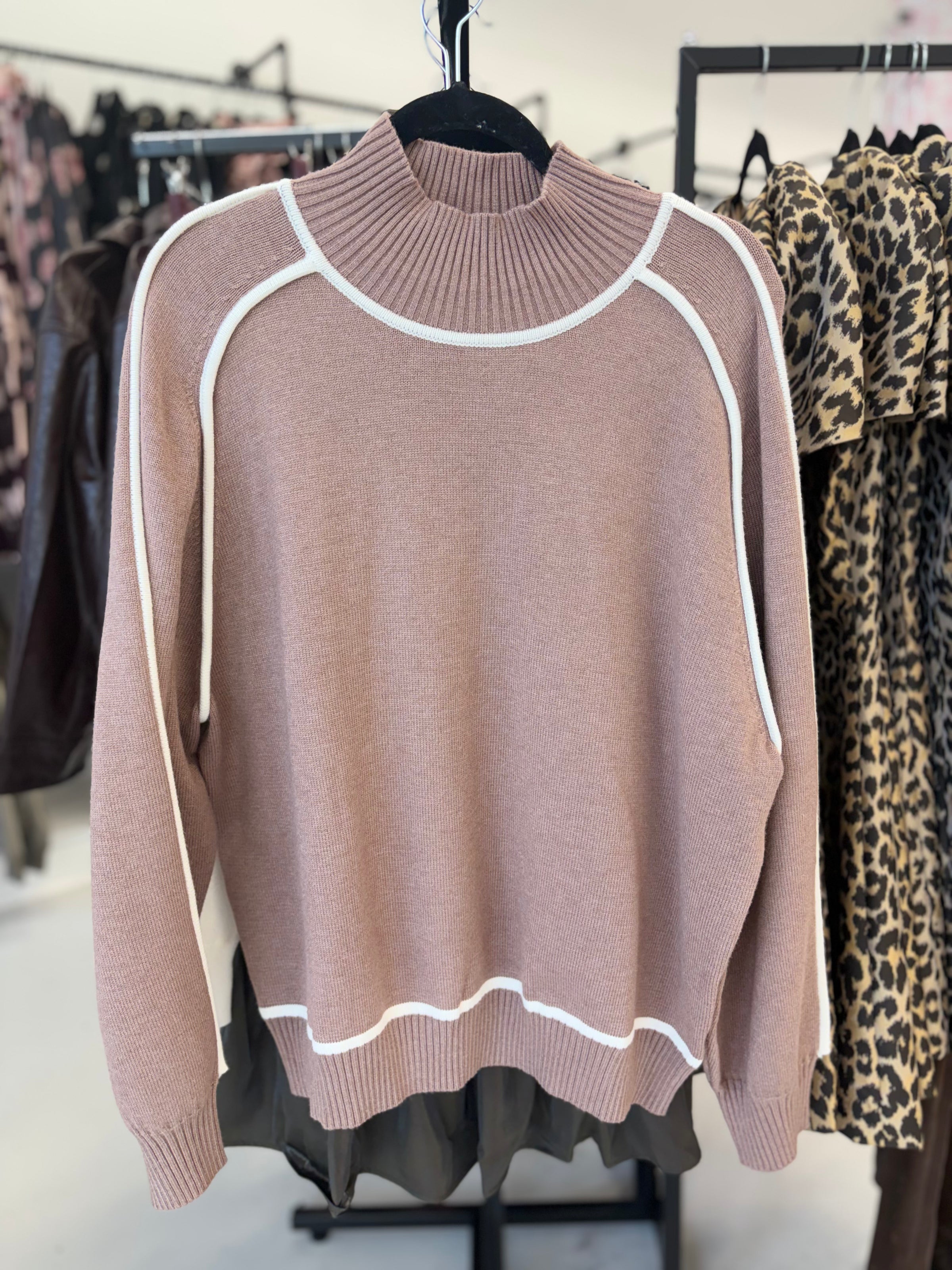 Long Sleeve Stitch Detail Sweater Top - Brown/Cream