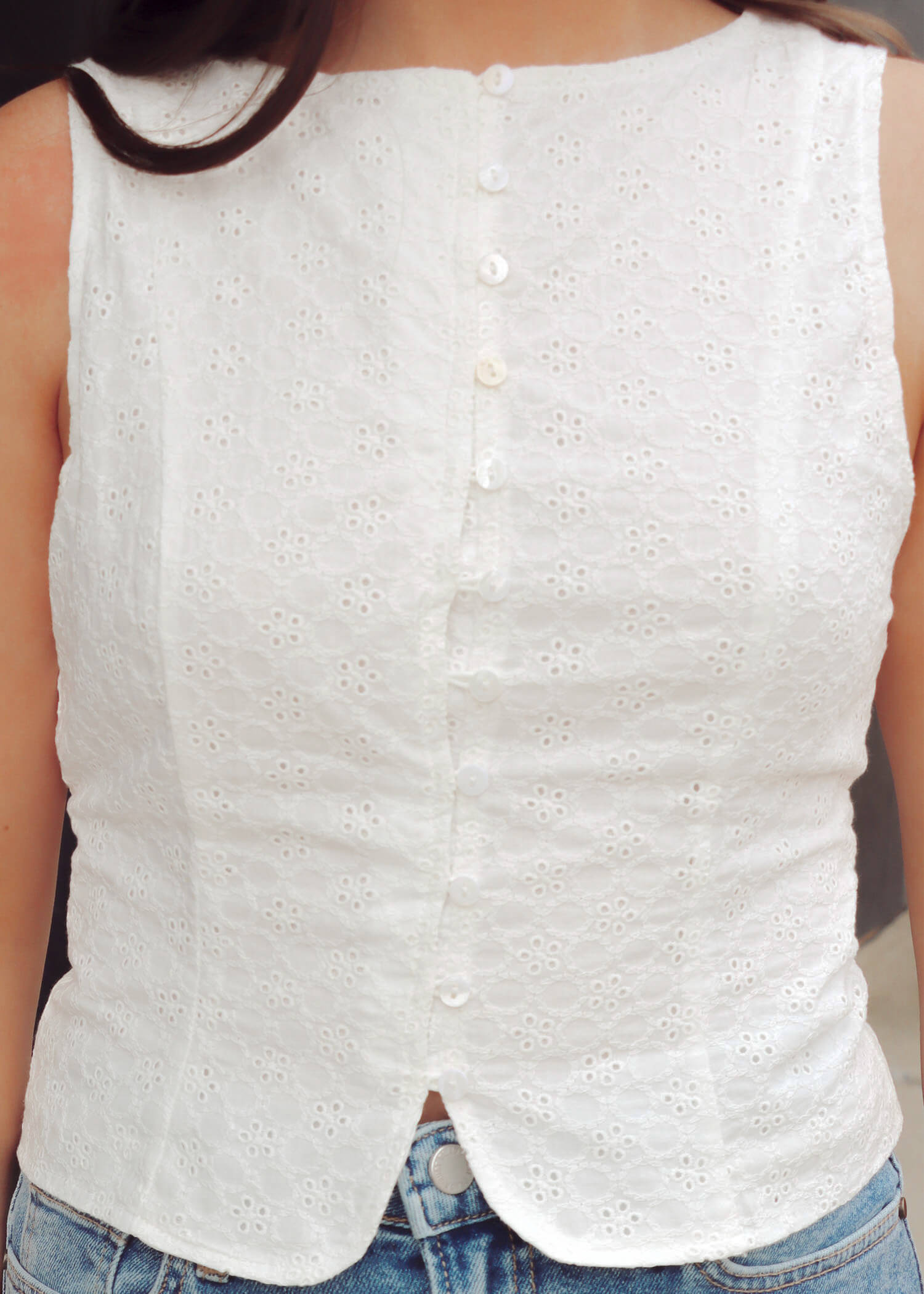 Sundream Eyelet Button Down Top - White