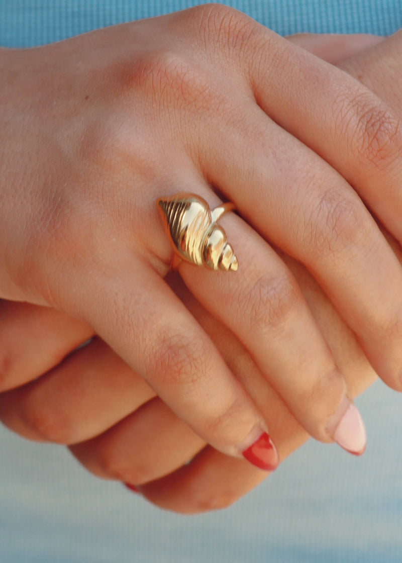 Natica Ring - Gold