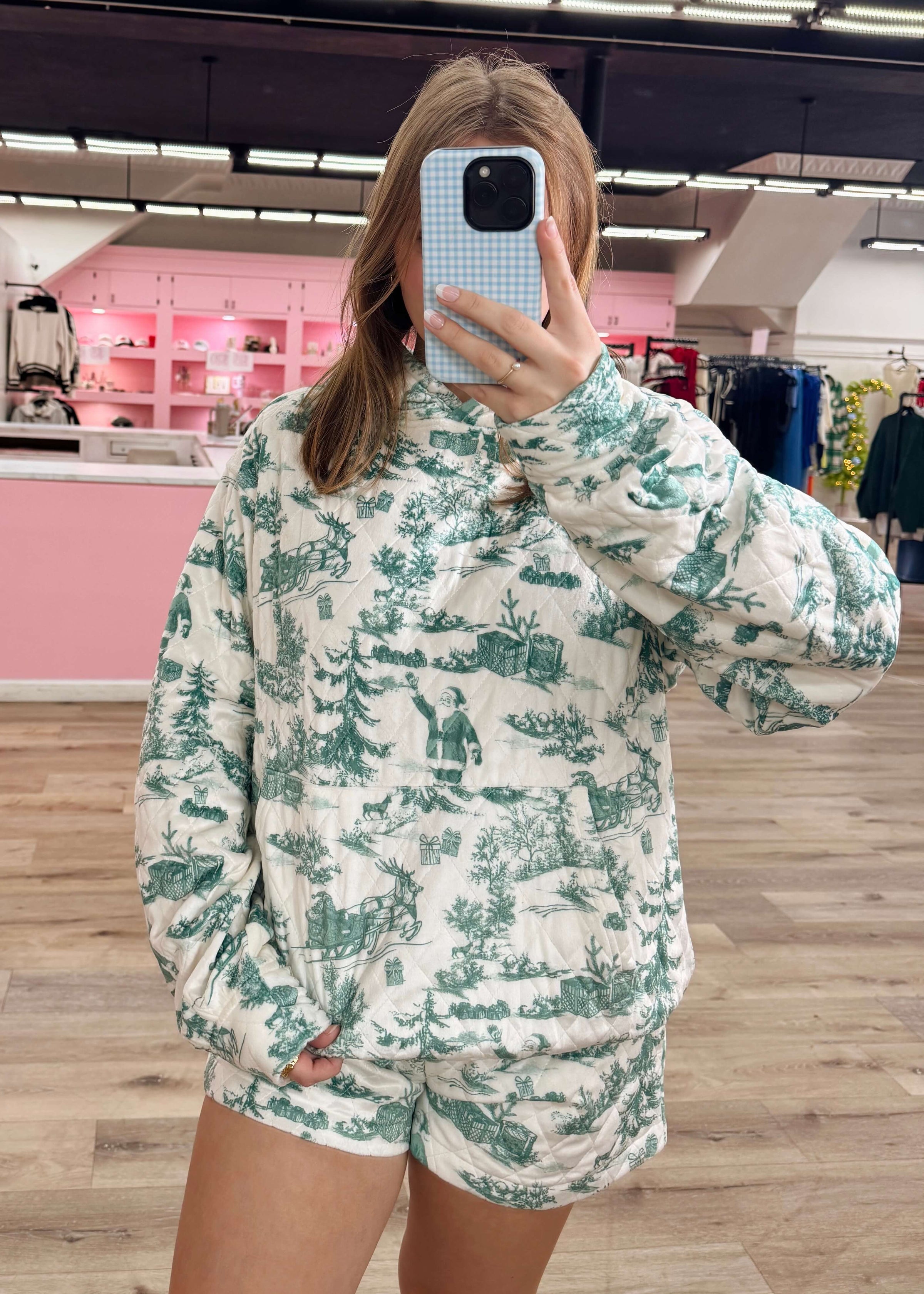 Christmas Sights Quilted Hoodie - White/Green