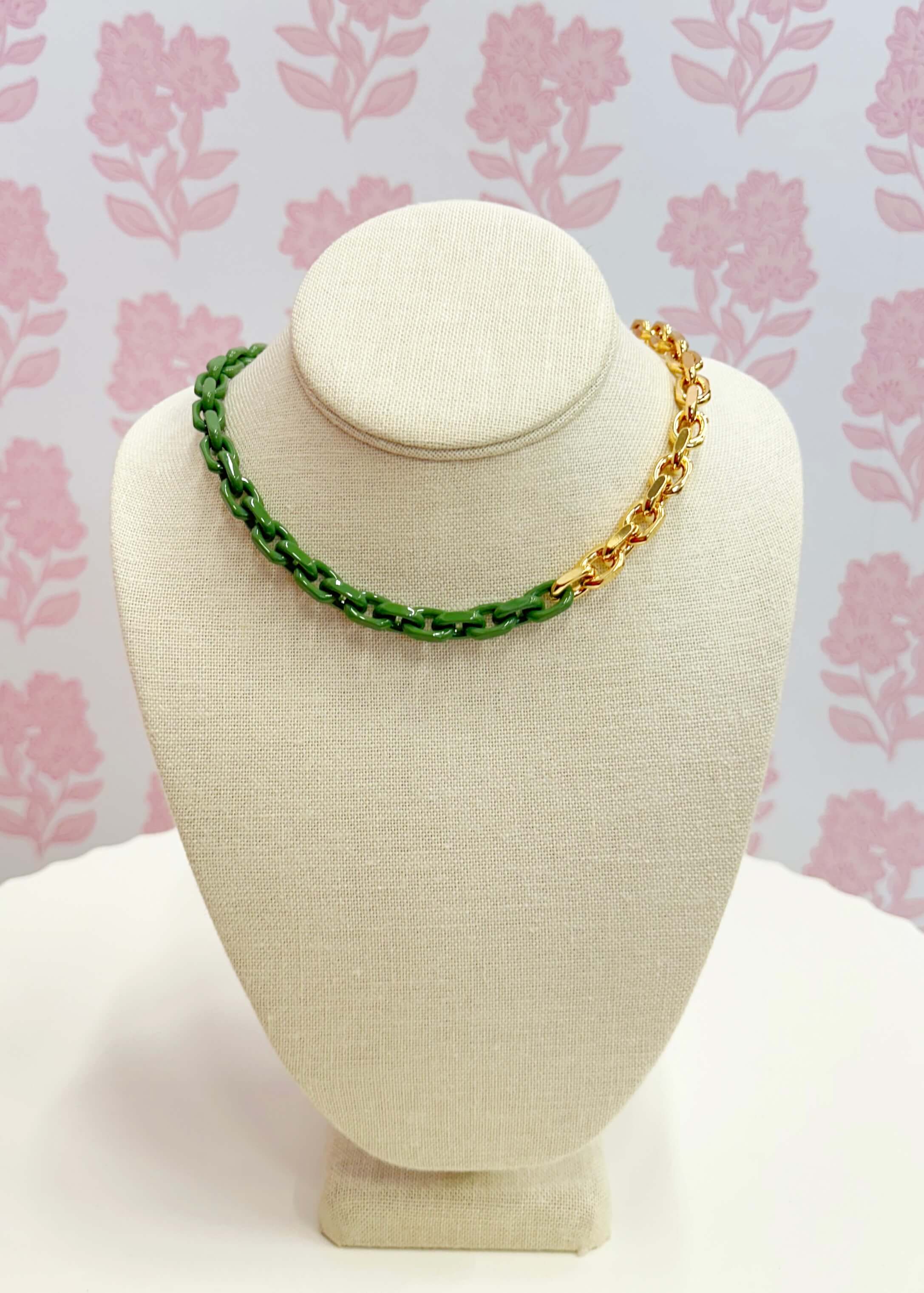 In The Moment Chain Necklace - Olive/Gold