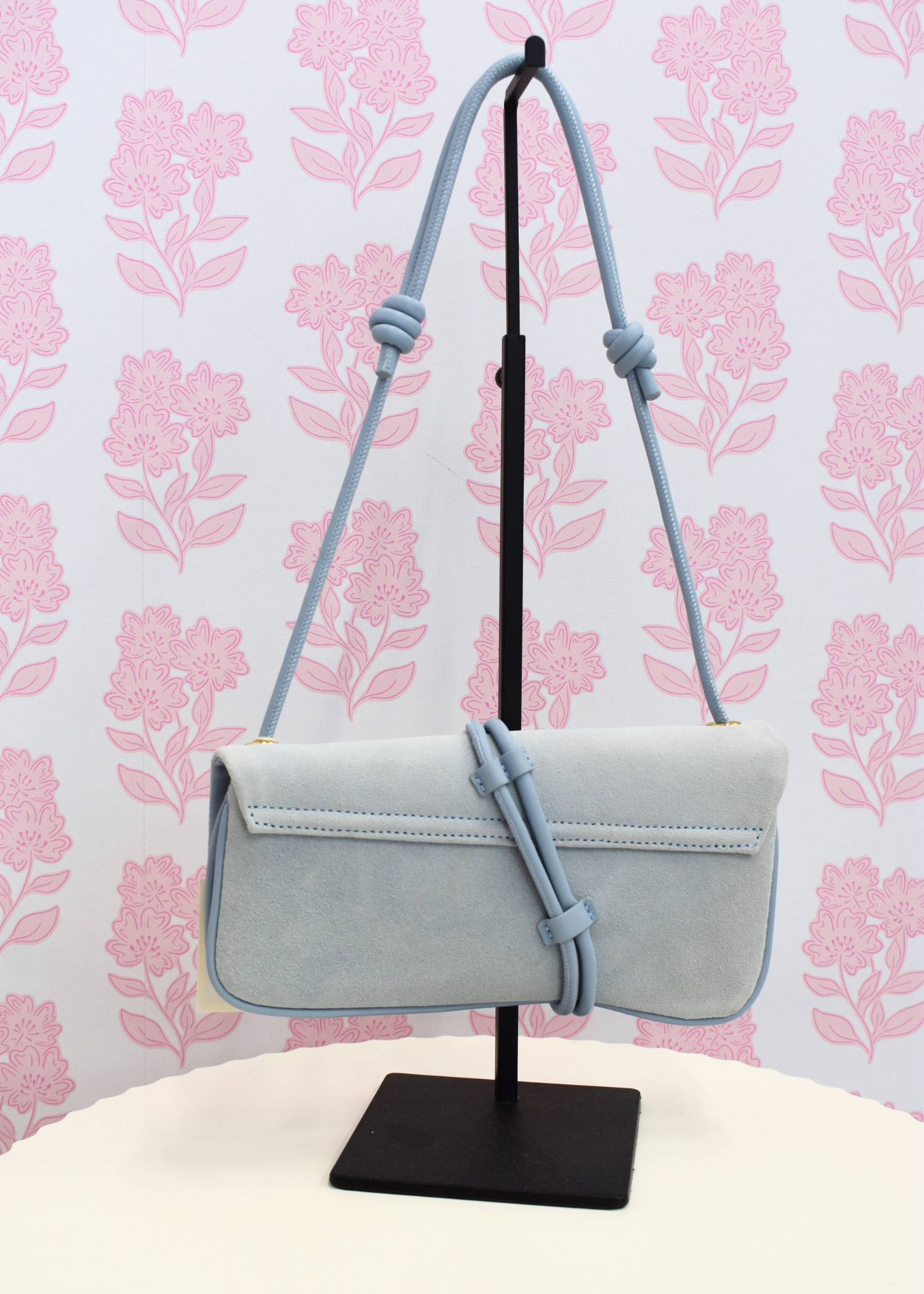 Interior view of ALICE shoulder bag with slip and zip pockets