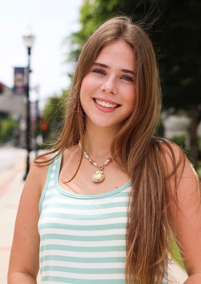 Blushing Side Shell Necklace - Multi/Gold - MerciGrace BoutiqueNecklace