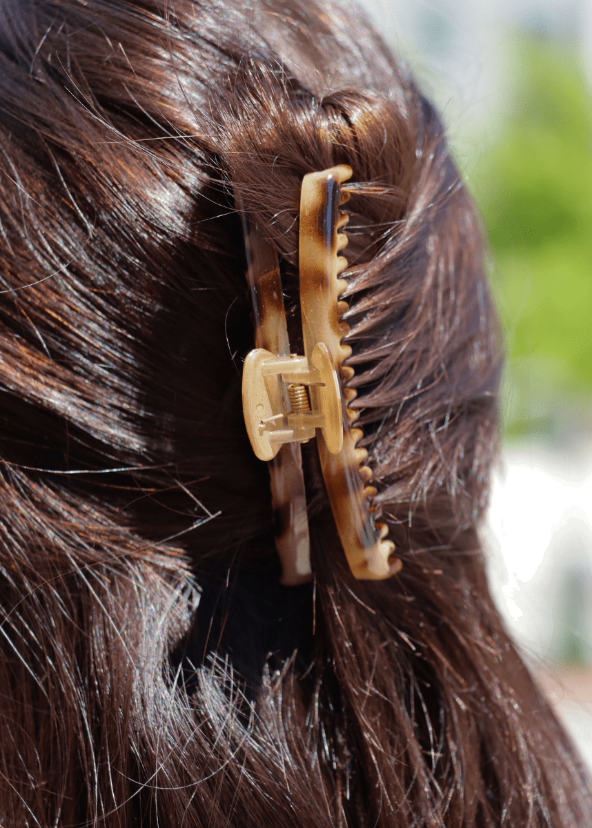 Midi Hold Everything Claw Clip - Shiny Light Tortoise - MerciGrace BoutiqueHair Clips