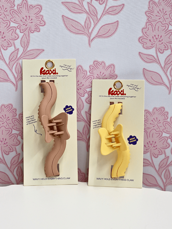 Midi Wavy Hold Everything Claw Clip - Matte Butter Yellow - MerciGrace BoutiqueHair Clips