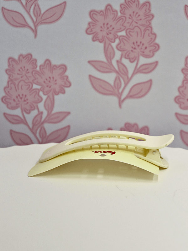 Oversized Lay Down Claw Clip - Matte Cream - MerciGrace BoutiqueHair Clips
