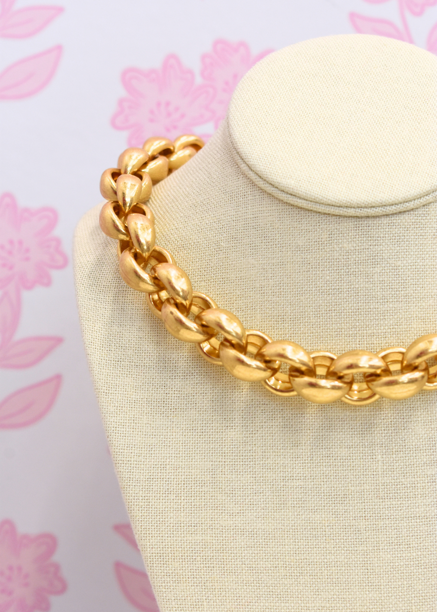 Vintage gold plated chunky chain necklace with bold links