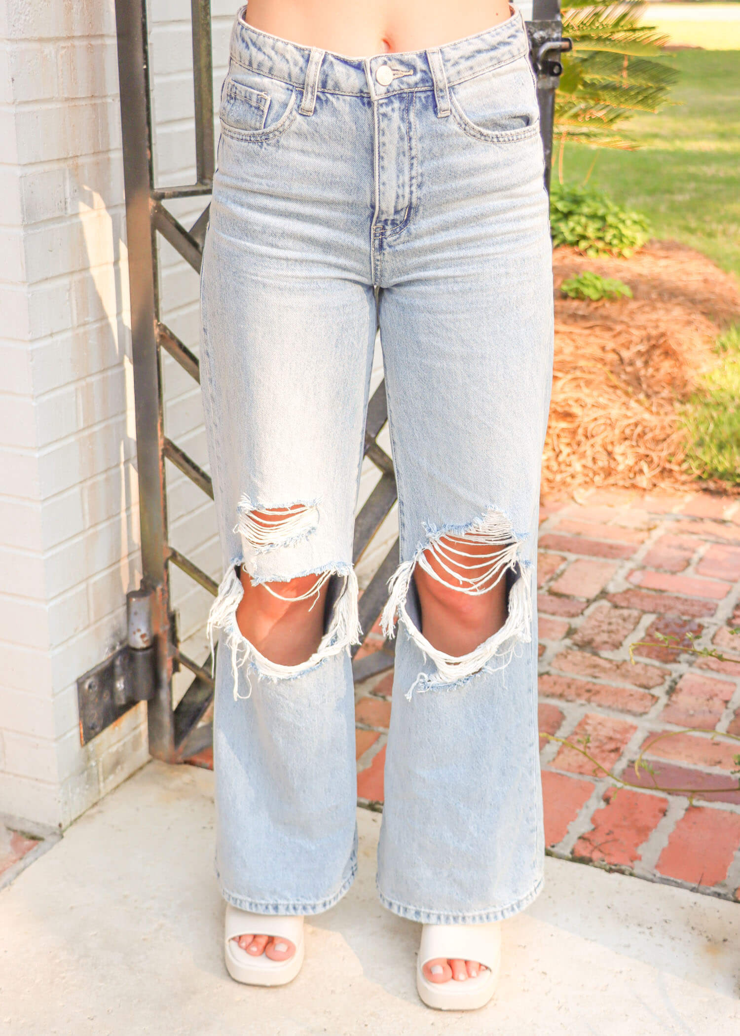 The Go To Wide Leg Jeans - Light Wash Jeans MerciGrace Boutique.
