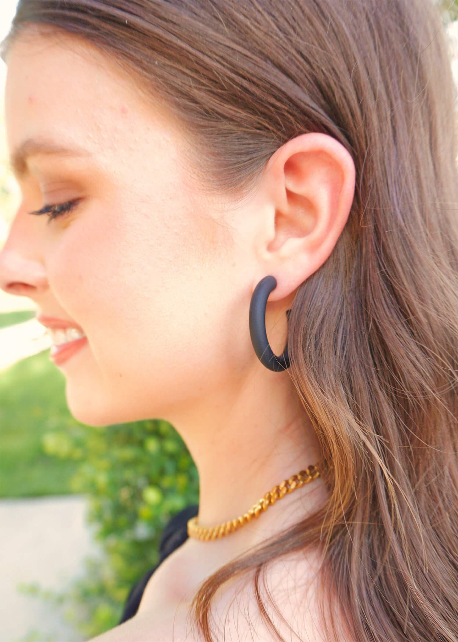 Kelly Hoop Earrings - Black Earrings MerciGrace Boutique.
